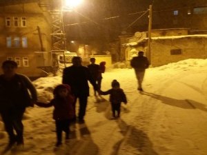Hakkari'de okullar tatil edildi