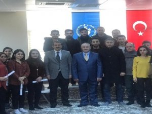 Hakkari'de 60 kursiyere girişimcilik sertifikası verildi