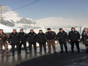 Güvenlik güçlerine kışlık malzeme dağıtıldı
