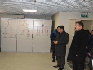 Vali Akbıyık, 112 Acil Çağrı Merkezi ve İŞGEM'de incelemelerde bulundu
