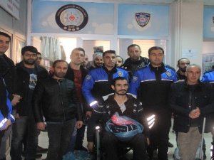 Hakkari polisi sevindirmeye devam ediyor