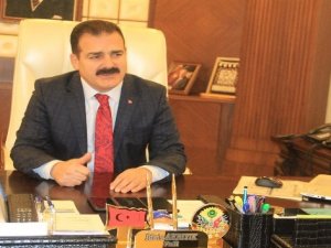 Vali Akbıyık: “Hakkari'de aç ve açıkta aile bırakmadık”