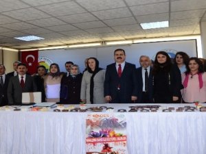Hakkari Kadın Derneğinden sertifika töreni