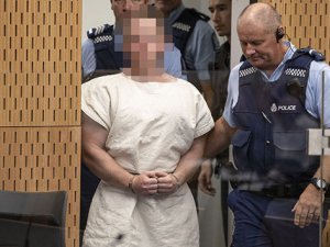 Yeni Zelanda'da saldırganı Tarrant 5 Nisan'a kadar gözaltında
