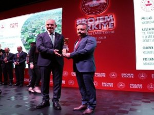 Yüksekova Belediyesi ödüle layık görüldü