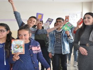 İstanbul'dan Yüksekova'ya kitap desteği