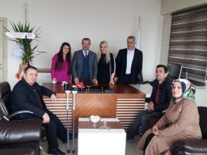 BEDENSEL ENGELLİLER DERNEĞİNDEN HAKKARİ BAROSUNA ZİYARET