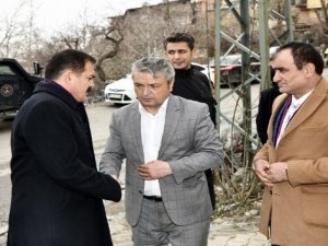 Vali Akbıyık'tan Taş ailesine taziye ziyareti