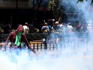 Venezuela'da darbe girişiminin bilançosu: 1 ölü, 119 yaralı