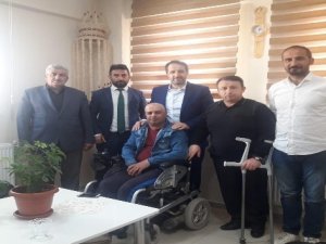 Başkan Gür'den engellilere ziyaret