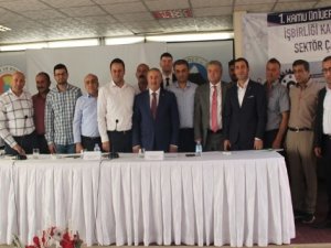 Hakkari'de 1. Kamu Üniversite-Sanayi İşbirliği Sektör Çalıştayı