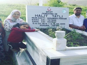Şehit jandarma er tatlı mezarı başında anıldı