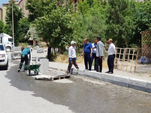 TEKSER TOKİ’DE YENİ KALDIRIM VE ÇEVRE DÜZENLEME ÇALIŞMASI