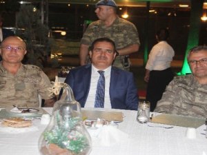 Terörü bölgeden temizleyen Tokel paşaya veda yemeği