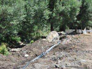 İran sınırındaki şifalı suda su onarım çalışmaları başladı