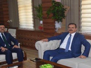 Vali Akbıyık'tan Kaymakam Doğramacı'ya ziyaret