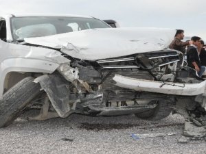 Hakkari'de 3 ayrı trafik kazası: 4 yaralı