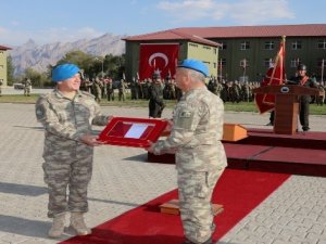 Hakkari'de sancak devir teslim töreni