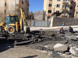 Hakkari Belediyesinden, Su Arızalarıyla Mücadele