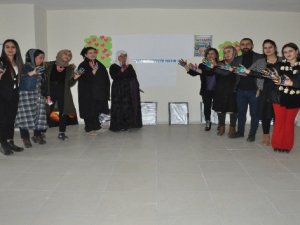 Yüksekova'da ‘şiddete hayır' etkinliği