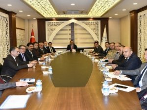 Hakkari'de karla mücadele toplantısı