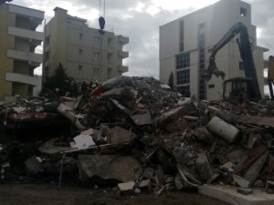 Arnavutluk'ta depremde ölü sayısı 47 oldu