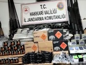 Irak sınırında cephanelik ele geçirildi