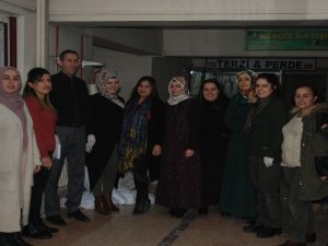 Yüksekova'daki kursiyerlere kumaş desteği
