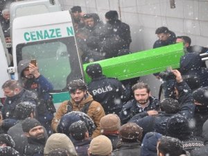Yüksekova'da kaybolan şahsın cesedi torbaya konulmuş halde bulundu