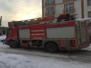 Yüksekova'da yangın korkuttu