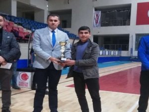 Hakkari'de U18 Erkekler Basketbol Turnuvası
