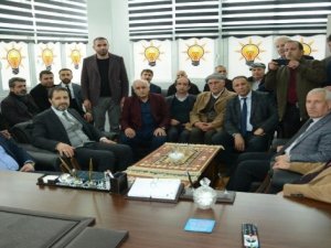 AK Parti Derecik İlçe Başkanlığı yeni yerine taşındı