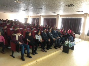Çukurca’da Çocuk Oyun Tiyatrosu Sahnelendi