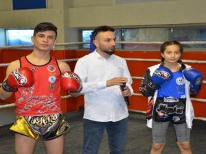 Hakkari'de Okullar Arası “Muay Thai” yarışması düzenlendi