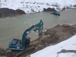 Zap Vadisi'nde sosyal tesis çalışması sürüyor