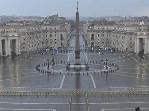 Vatikan'da bir kardinal korona virüse yakalandı