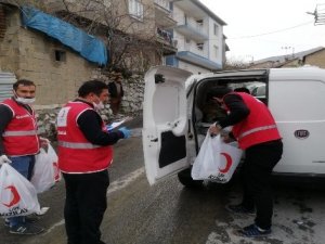 Kızılaydan 350 aileye iftar yemeği