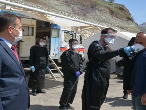 Vali Akbıyık: “Hakkari'de korona virüs vakaları var”