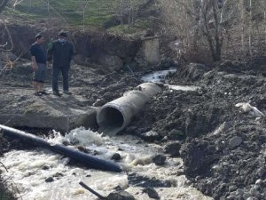 Hakkari'de yol onarım çalışması