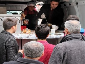 Van Büyükşehir Belediyesinden 1 milyon kişiye çorba