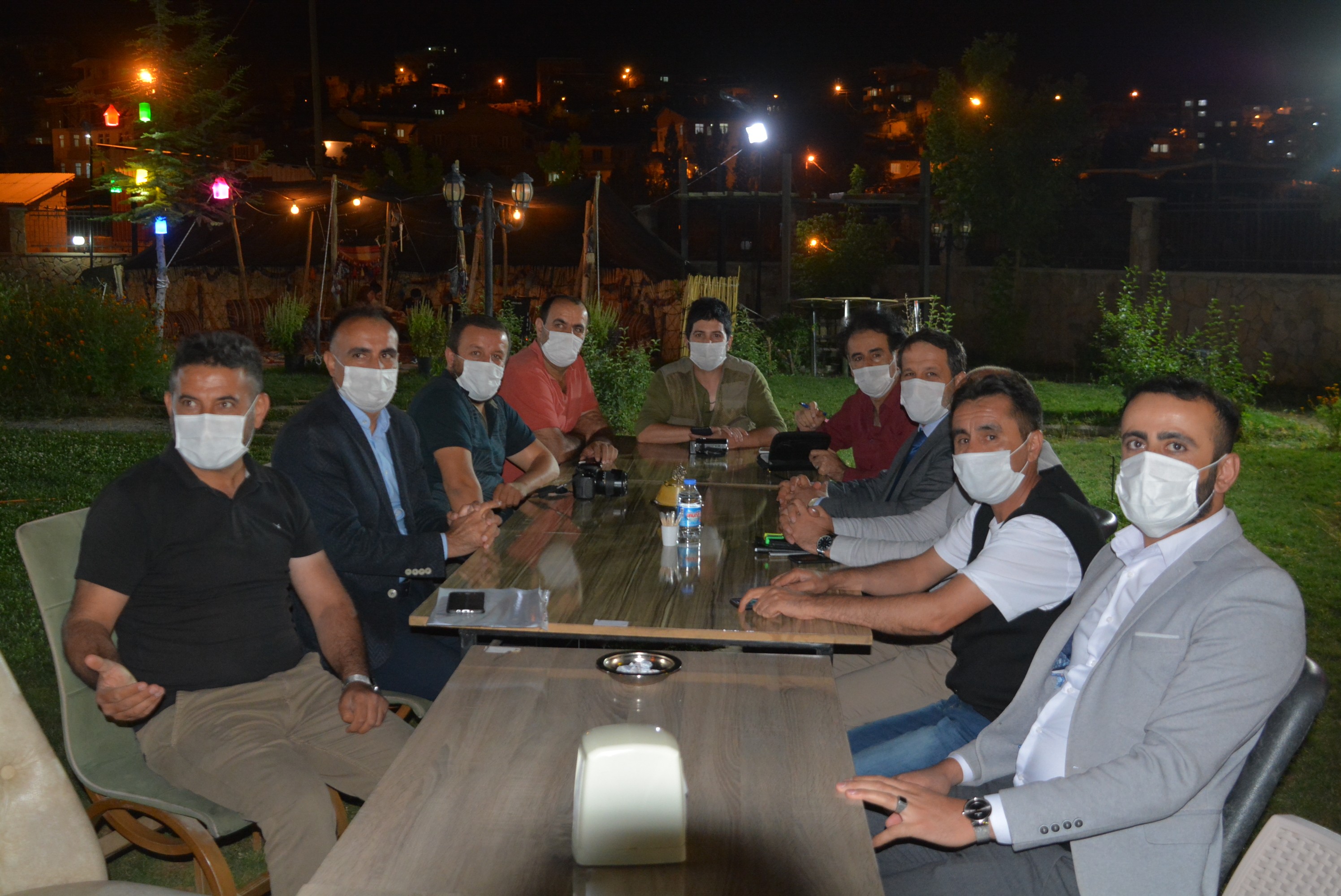 AK Partil'i Gür’den maske ve sosyal mesafe uyarısı