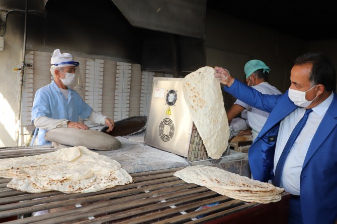 Hakkari zabıtası işletmeleri yakın merceğe aldı