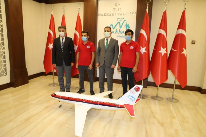 Hakkari'yi temsil eden Tatlı altın ile ödüllendirildi