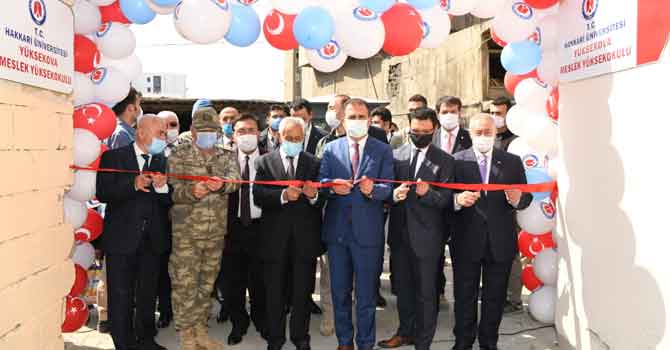 YÜKSEKOVA MESLEK YÜKSEKOKULU BİNASI AÇILDI
