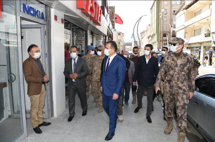Vali Akbıyık; bu virüsü ülkemizden, Hakkarimiz'den beraber gönderceğiz