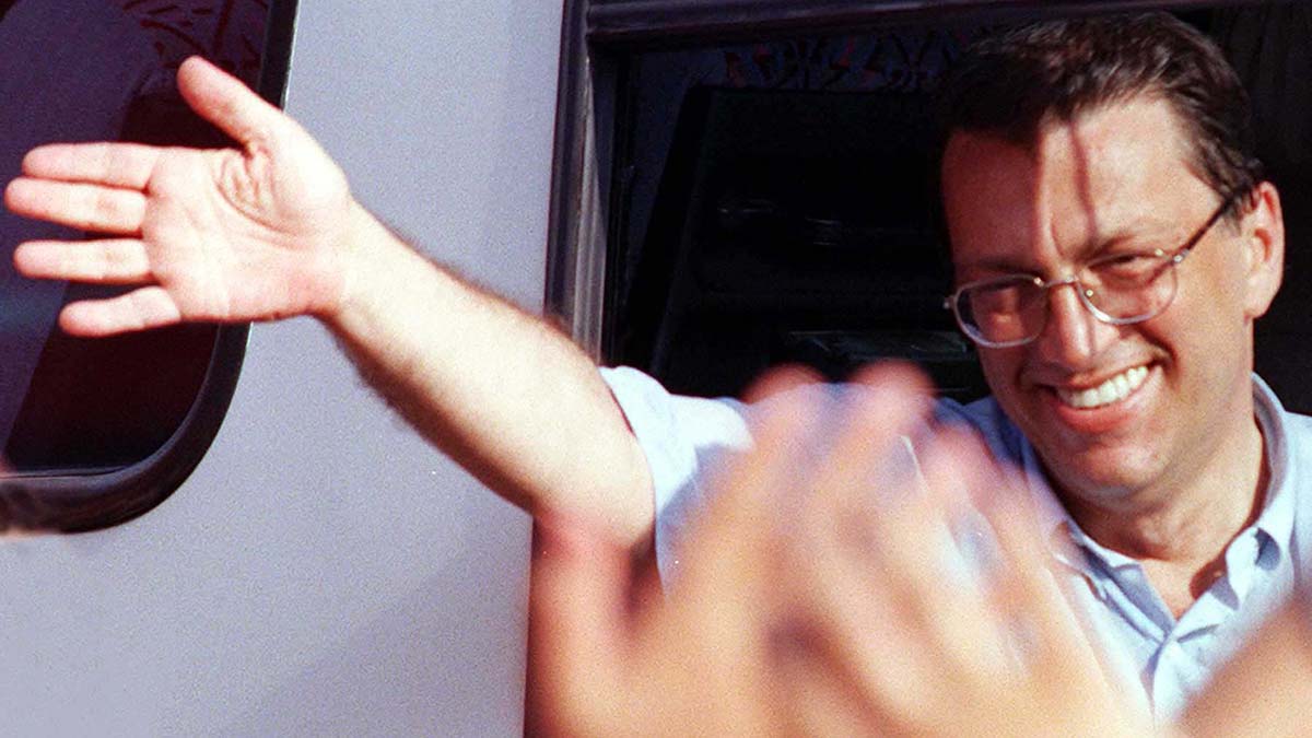 Eski Başbakan Mesut Yılmaz hayatını kaybetti