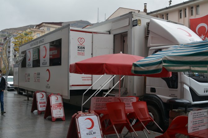 Kızılay Hakkari'de kan bağışı almaya başladı