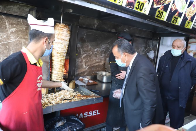 Hakkari zabıtası tedbirleri elden bırakmıyor