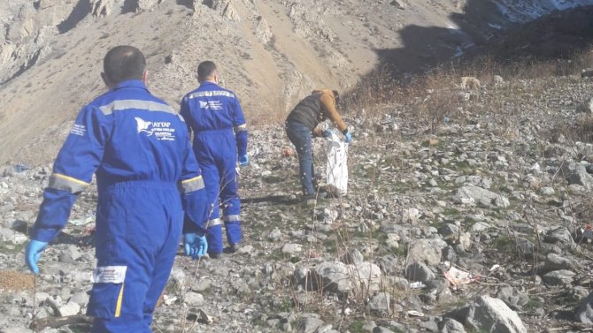Sokağa çıkma kısıtlamasında hayvanları unutulmadı