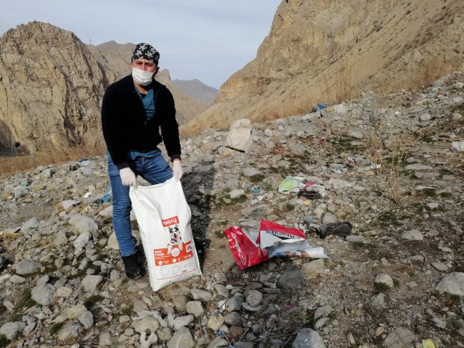 Hakkari’de kısıtlamada can dostlar unutulmadı